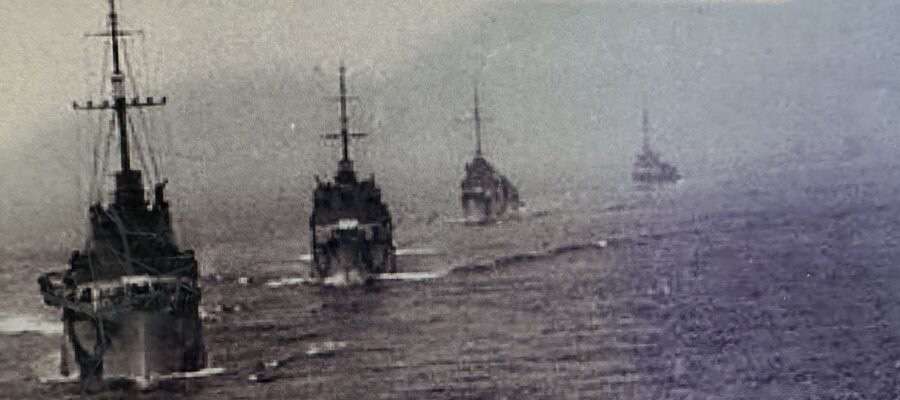Vintage image of ships