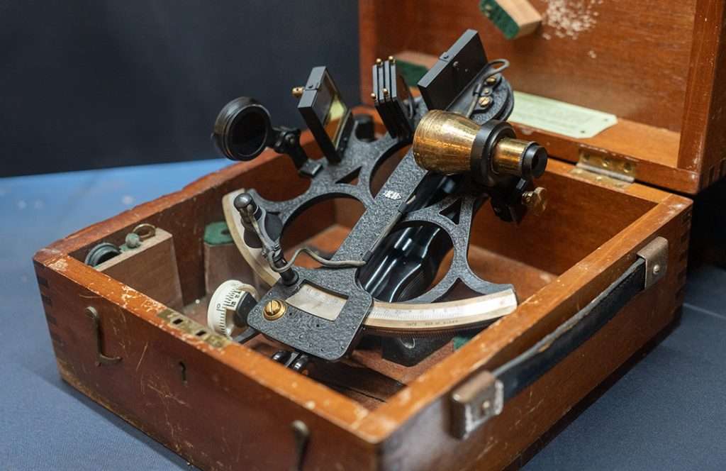 navigating instrument